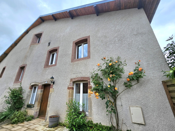 Offres de vente Maison de village Roye 70200