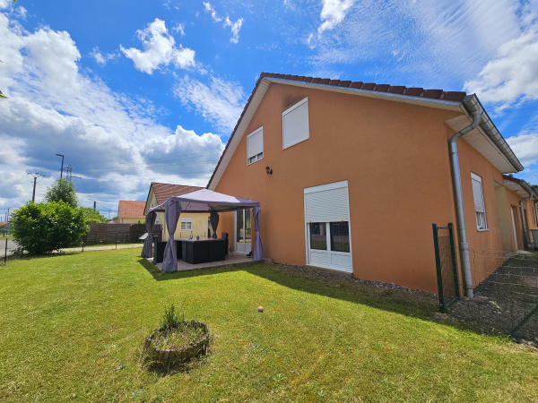 Offres de vente Maison Lure 70200